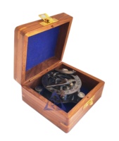 Boussole triangulaire de capitaine en laiton massif de 3 pouces, style antique, avec boîte en bois pour la randonnée et le camping, format de poche, fabriquée à West London