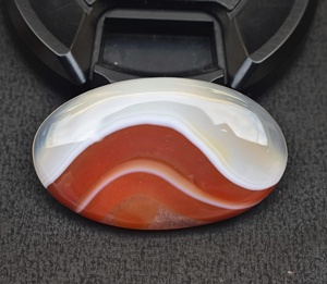Layered Banded Agate Loose Gemstone - Product Image 4
