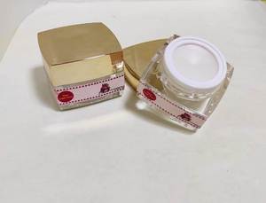 บาล์มบำรุงริมฝีปากสมุนไพร (Apple) ในฉลากส่วนตัว - Product Image 4