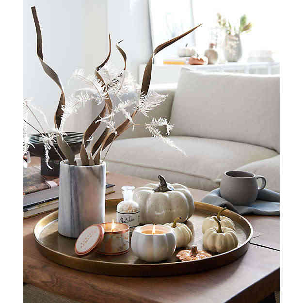 Simple Round Shape Metal Tray Serving for Cake & Chocolate Sweet Pieces Sale for Wholesale Price