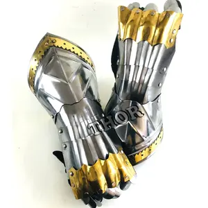 Paire de gants d'armure de chevalier médiéval, armure de croisé, armure spartiate en acier, gants fonctionnels en acier de calibre 18, bande en cuir - Product Image 1