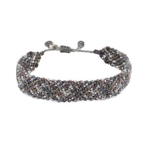 สร้อยข้อมือมิตรภาพถักเชือกฝ้ายทำมือคุณภาพพรีเมียม - Product Image 1