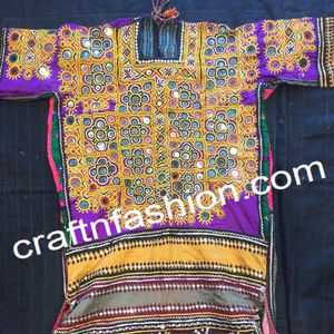Haut/Tunique/Kurta/Veste brodée à la main de la culture balouche - Broderie de Kutch, robe du Sindh - Haut brodé - Robe de culture bohème gitane - Product Image 2