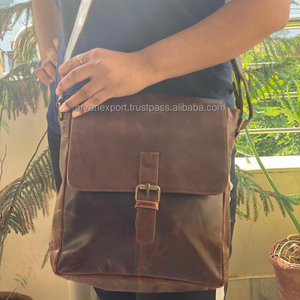 Sac à bandoulière en cuir pleine fleur véritable - Product Image 5