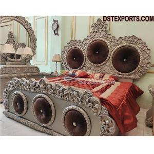 Cama King tradicional de gran tallado con mesitas de noche, cama dorada antigua de Espalda alta para dormitorio, tallada a mano, Palacio Real, personalizada - Product Image 1