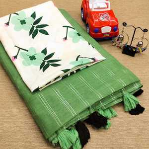 Tissu en coton lourd de couleur verte, saree avec tulet en coton et impression numérique, blouse en soie assortie avec ornements gratuits - Product Image 5