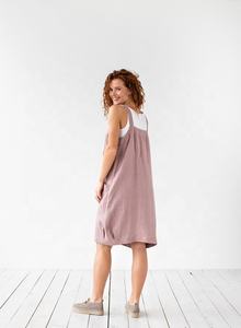 Hermoso cómodo acogedor ropa de verano de lino orgánico vestido rodilla longitud vestido con correa ajustable y dos amplios bolsillos frontales - Product Image 3
