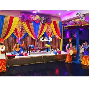 Punjabi bh็นกราโพสท่า FRP รูปปั้นสไตล์ punjabi สำหรับตกแต่งวันเกิดรูปปั้นคู่รักหลากสี - Product Image 1