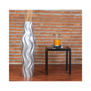 Florero de decoración del hogar de color plateado Florero de metal en florero de aluminio Mejor precio Venta caliente Maceta - Product Image 2
