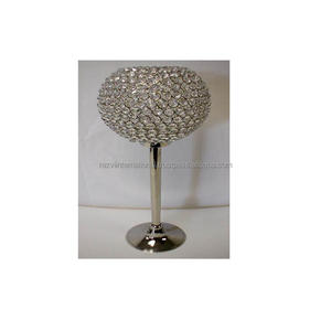 Portavelas grande de aluminio y metal con cuentas de cristal chapado en oro para decoración del hogar y la boda para Pascua y otras celebraciones - Product Image 2