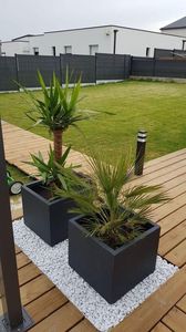 Maceta Rectangular Minimalista Ecológica en Oferta, Maceta Galvanizada con Recubrimiento en Polvo, Acabado en Color Negro para Jardín o Parque - Product Image 5