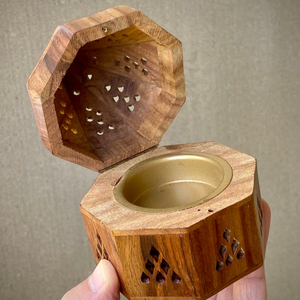 Brûleur d'encens en bois de santal fait main en forme de pyramide, diffuseur aromatique, support en bois toutes saisons, prix bas - Product Image 3