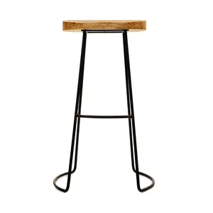 Commercial Furniture Iron Bar Stool Black Powder Coated Legs With Mango Wood Top Metal Bar Chairs Modern Big Bar Stools For Sale