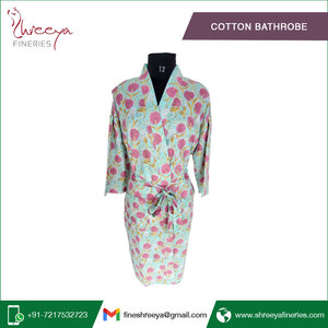 Peignoir longueur genou femme toutes saisons tissu 100% coton avec cordon de serrage et imprimé bloc main vêtements de nuit hiver et été - Product Image 4