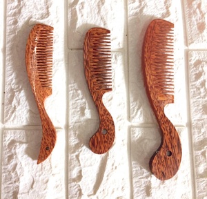 Handmade Natural <b>Wooden</b> <b>Comb</b> Eco-Friendly Hair Brush for Smooth & Healthy Hair - Product Image 3