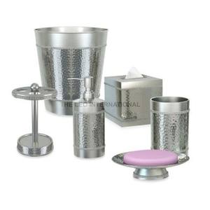 Ensemble de salle de bain en acier inoxydable de luxe, accessoires faits à la main en acier inoxydable moulé pour la maison : seau, distributeur de savon, boîte à mouchoirs - Product Image 6