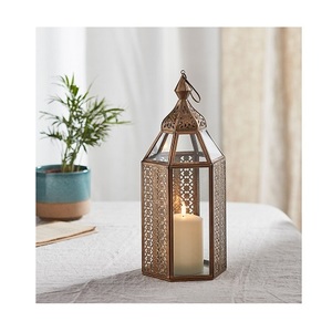 Lanterne faite à la main en métal et en verre Lanterne de forme personnalisée de conception fantaisie pour la maison et l'hôtel Lanterne d'intérieur - Product Image 3