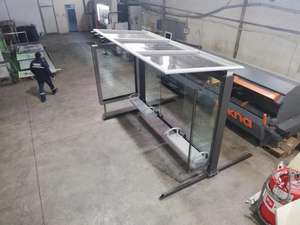 2022 kiosque de rectangle de style moderne d'abri de bus en acier de haute qualité en forme personnalisée avec boîte à lumière LED de publicité extérieure en or - Product Image 3