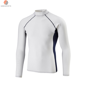 เสื้อแรชการ์ดแขนยาวผู้ชาย สีดำแดง แห้งเร็ว สำหรับว่ายน้ำ แขนยาวเต็มตัว ผลิตจากโพลีเอสเตอร์ผสมสแปนเด็กซ์ เสื้อกีฬาสำหรับผู้ใหญ่ - Product Image 3