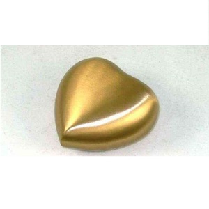 Urnes funéraires en forme de cœur, design moderne, vente en gros d'urnes funéraires commémoratives en cendres, urnes funéraires pour animaux de compagnie à bon prix - Product Image 1