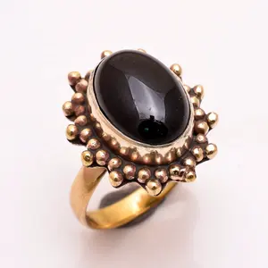 Pierre précieuse d'onyx noire, bijoux en laiton plaqué or pour femme, cadeau pour femme, Design impressionnant,