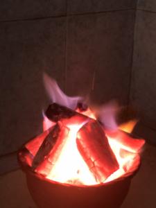 NEW TREND NATURAL CHARCOAL GRILL FOR BBQ THIS WINTER IN HEAVY WOOD 4-10 CM FOR SUPERMARKET/RESTAURANT IN Port Louis MAURITIUS - Product Image 2