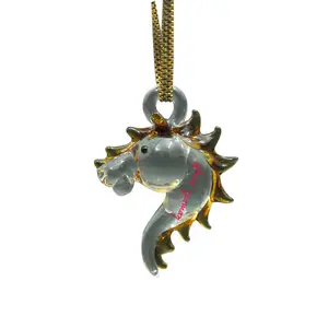 Ожерелье из муранского стекла с изображением головы лошади