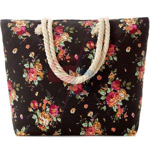 Sac fourre-tout en toile noire de meilleure qualité Sac de plage fourre-tout à bandoulière résistant à l'eau avec logo personnalisé pour le shopping et les cadeaux - Product Image 4