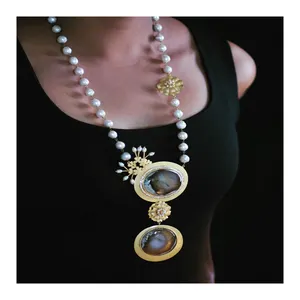 Vente chaude du dernier collier de perles en argent sterling 925 pour femmes personnalisées comme bijoux de cocktail pour les clients universels