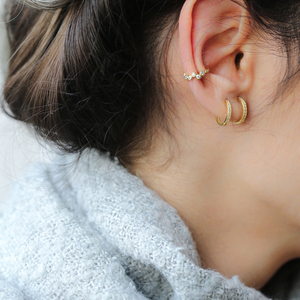 Pendientes de Aro Minimalistas Chapados en Oro para Mujer, Hechos a Mano en Turquía, Joyería de Plata de Ley 925 al por Mayor - Product Image 5