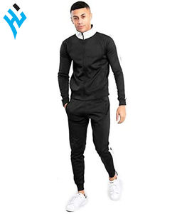 ชุดวอร์มผู้ชาย,ชุดวอร์มสำหรับใส่วิ่งเข้ายิมผ้าโพลีเอสเตอร์100% สีดำเข้ารูปปักโลโก้แบบเฉพาะ - Product Image 2