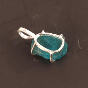 Pendentif élégant en argent sterling 925, type bohémien, artisanal, en apatite brute, avec chaîne, excellente qualité - Product Image 4