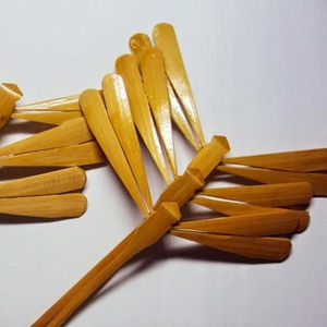 Regalo de Bambú de Vietnam - Libélula de Bambú Colorida - Decoración de Bambú - Product Image 1