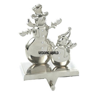 ที่ใส่ถุงเท้ายาวโลหะสำหรับตกแต่งสีเงินแบบคลาสสิกหรูหรา - Product Image 1