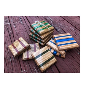 Sous-verre en pierre de résine époxy échantillon gratuit ensemble de sous-verre de tasse à thé fait à la main avec boîte-cadeau sous-verre en résine époxy en bois massif de forme carrée - Product Image 1