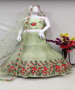 Lehenga Choli Nouveau créateur pour mariage et fête Vente en gros Prix le plus bas Lavage en machine Nettoyage à sec dans les vêtements - Product Image 6