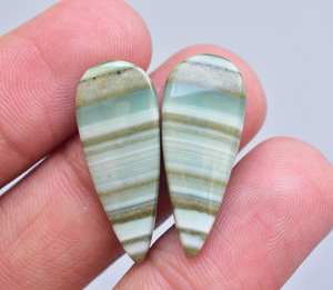 พลอยแคลเซโดนีธรรมชาติจากดาวเสาร์,พลอยโมราทรงหลังเบี้ยคู่ที่จับคู่กับต่างหูหินก้อนหลวม - Product Image 3