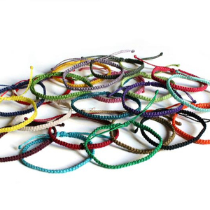 สร้อยข้อมือมิตรภาพถักคุณภาพสูง - Product Image 1