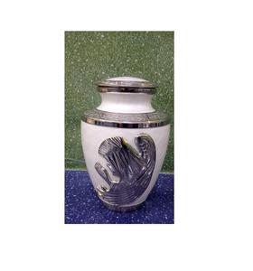 Estilo americano Brassworld India Ángel de plata grabado Urna funeraria Suministros funerarios - Product Image 1