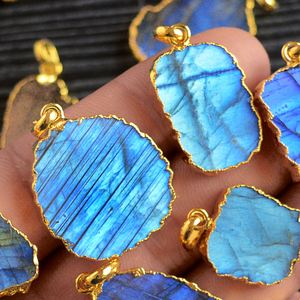 Colgante de mariposa de acero inoxidable, colgante de Palma de labradorita morada, collar jamaicano, portavelas galvanizado, colgante de macramé - Product Image 1