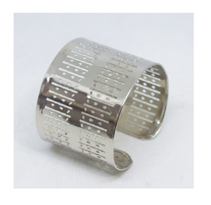 Bracelet audacieux en or massif, émail rectangulaire, bijoux ethniques indiens de printemps, coupe carrée, style robe de soirée argentée de Dubaï, Noël 1990 - Product Image 3