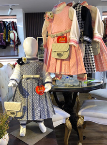 Bộ Sưu Tập ĐẦM DỰ TIỆC Tuyệt Vời Với Túi Xách Lạ Mắt Thiết Kế Đầm Dự Tiệc In Hình Bữa Tiệc Mùa Đông - Product Image 6