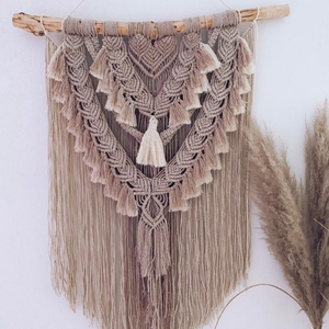 Artículo de Decoración para el Hogar, Artículo Hecho a Mano de Alta Calidad, Tapiz de Macramé Grande, Elegante - Product Image 1