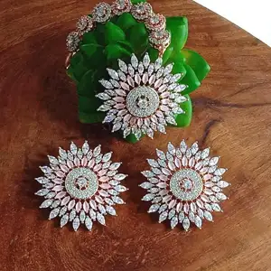 round shape cz unique bollywood latest beautiful fashion wedding wear earring maang tika antique jewels