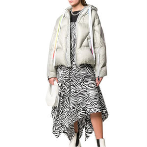 Chaquetas de plumón color marfil de alta gama para mujer, abrigos de invierno, chaqueta acolchada para damas. - Product Image 4