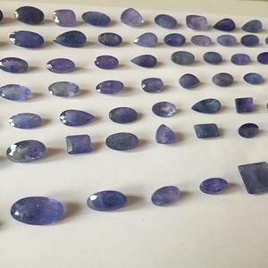 พลอยแทนซาไนต์เกรด AAA รูปทรงวงรี สีน้ำเงิน ธรรมชาติ 1000 กะรัต ได้รับการรับรองจาก IGI คุณภาพการเจียระไนสมบูรณ์แบบ - Product Image 6