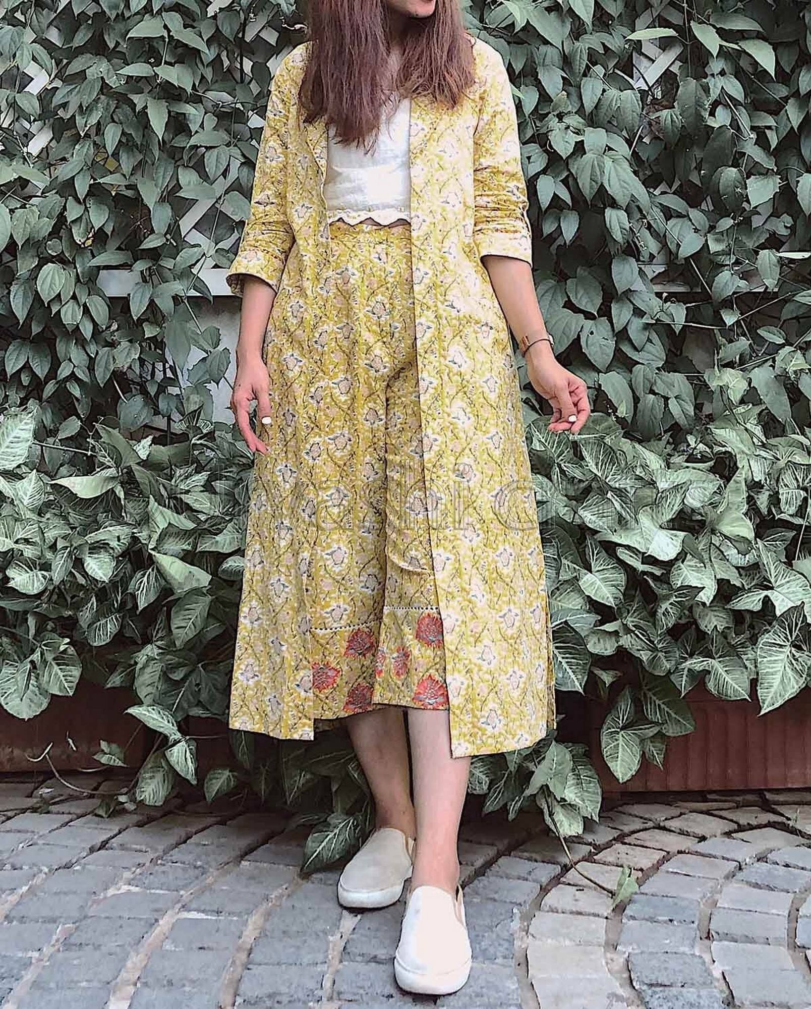 Vêtement style ethnique indien pour femmes, ensemble jaune en