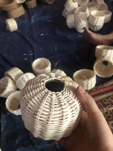 Porte-bouteille à gaz en rotin, de couleur naturelle et brun miel, 50 ml - Product Image 2