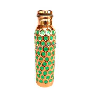 Vente en gros de bouteilles en cuivre pur faites à la main style vintage pour boire directement une hydratation optimale saine et applicable pour boire bouillant - Product Image 4