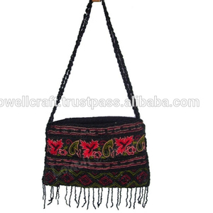 Pochette de soirée ethnique indienne pour femmes, ornée de perles, 7 pouces, motif floral, doublure en coton, fermeture ouverte - Product Image 5